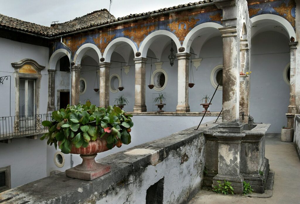 Palazzo Tabassi‎ sulmona