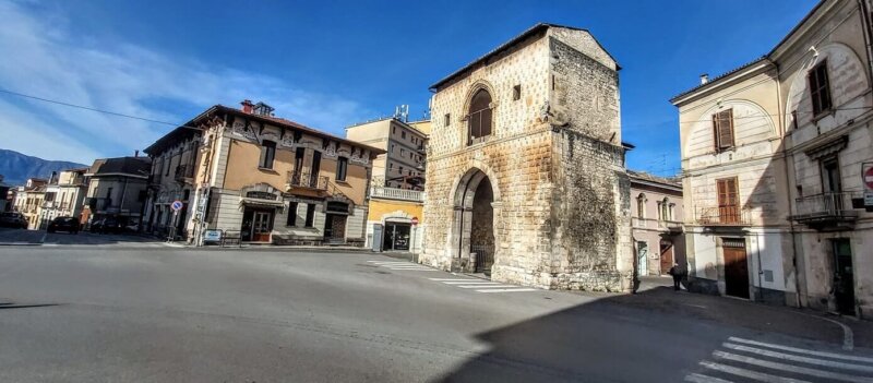 Porta Napoli, Sulmona