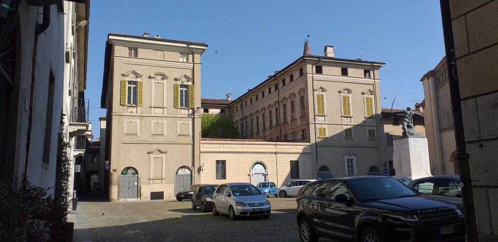 Palazzo Benzoni – Donati, Crema